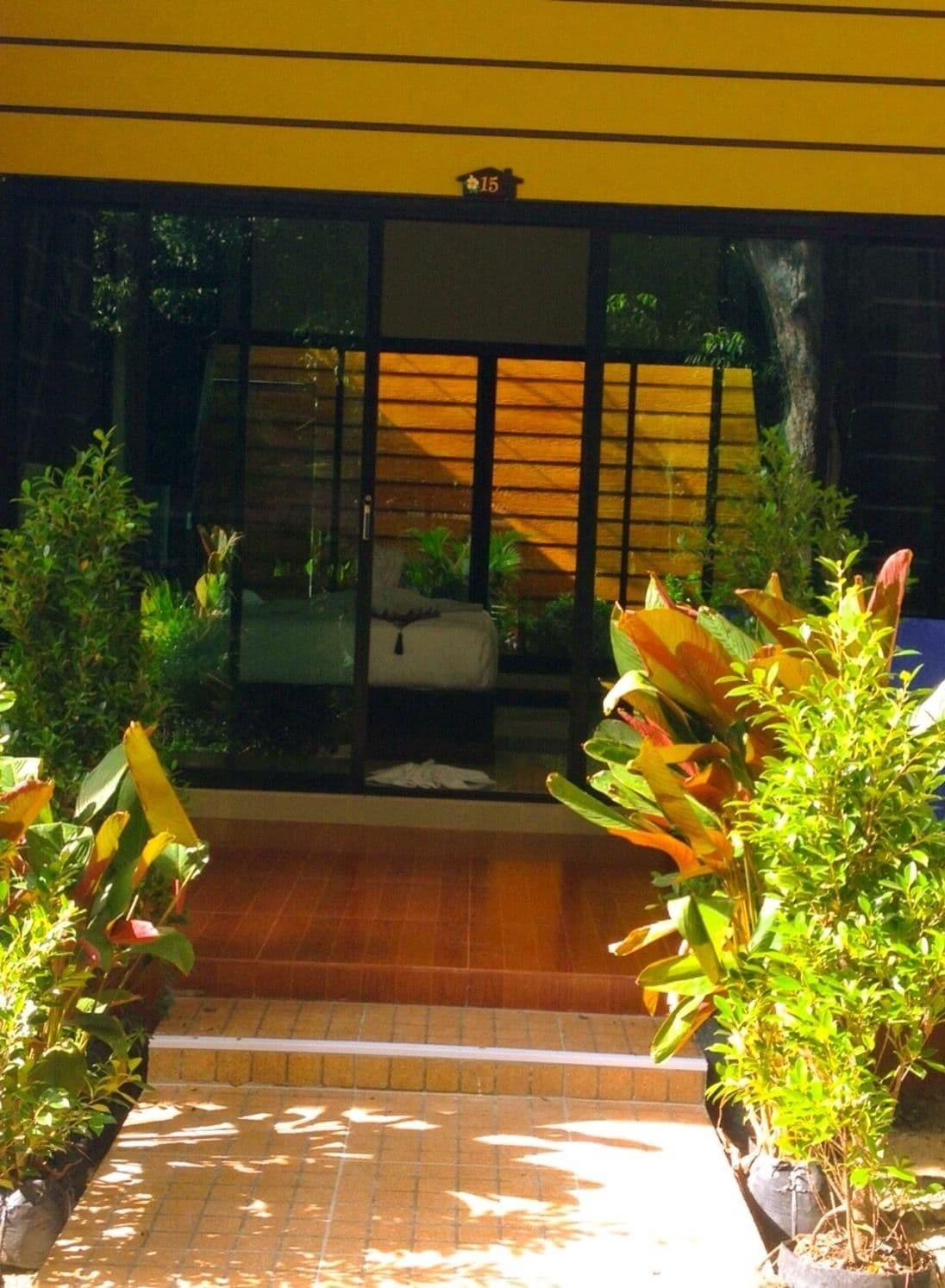 Lipe Sunset Forest Resort Exterior photo